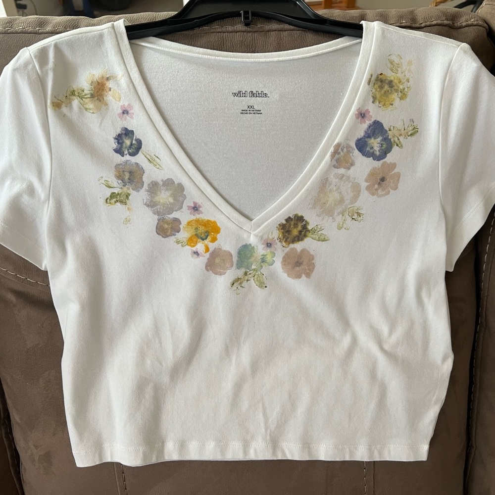 Flower Hand-Pounded Cropped T-Shirt